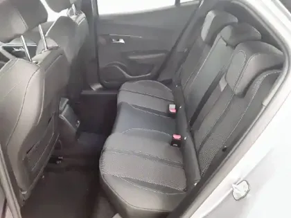 Photo 11 Peugeot 2008 Gén. II Ph2 GT 5