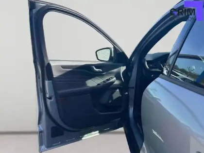 Photo 21 Ford Kuga Gén. III Ph1 ST-Line 5