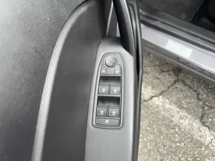 Photo 38 Renault Captur Gén. II (HJB) Ph1 NG Evolution 5