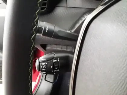 Photo 18 Peugeot 208 Gén. II Ph2 GT 5