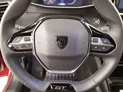 Photo 8 Peugeot 208 Gén. II Ph2 GT 5