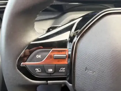 Photo 19 Peugeot 308  SW PHEV 180 e-EAT8