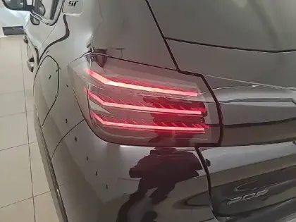 Photo 16 Peugeot 208  Hybrid 110 e-DCS6