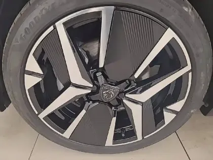 Photo 12 Peugeot 208  Hybrid 110 e-DCS6