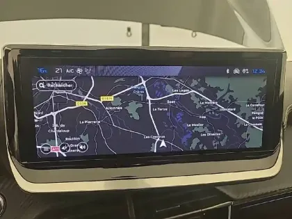 Photo 14 Peugeot 208  Hybrid 110 e-DCS6