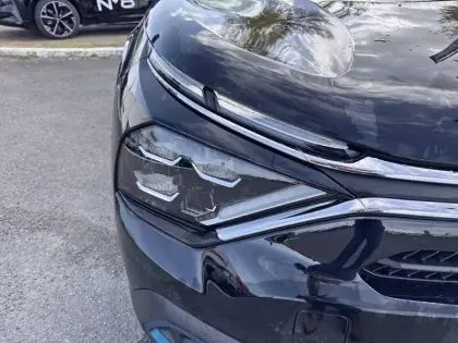 Photo 15 Citroën C4 e- 136 ch Automatique