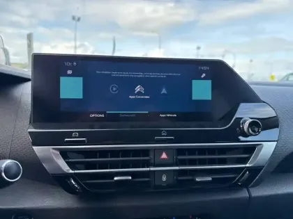 Photo 22 Citroën C4 e- 136 ch Automatique