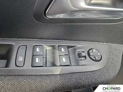 Photo 23 Peugeot 208  Electrique 50 kWh 136ch