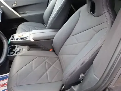 Photo 33 BMW Ix  xDrive50 523ch