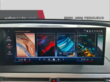 Photo 35 BMW Ix  xDrive50 523ch