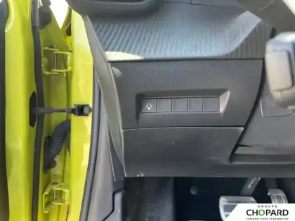 Photo 19 Peugeot 208  Hybrid 100 e-DCS6