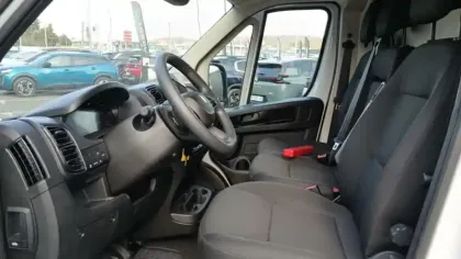 Photo 9 Peugeot Boxer Gén. II Ph4 Base 4