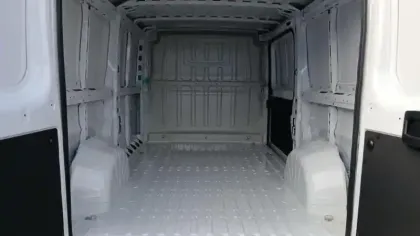 Photo 8 Peugeot Boxer Gén. II Ph4 Base 4