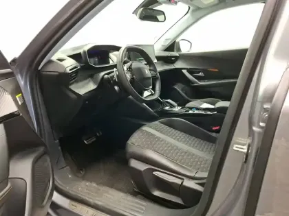 Photo 12 Peugeot 2008 Gén. II Ph1 NG Roadtrip 5