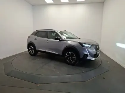 Photo 6 Peugeot 2008  PureTech 130 S&S EAT8