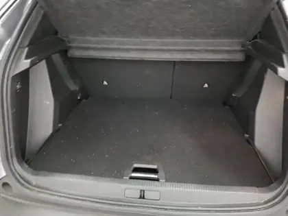 Photo 8 Peugeot 2008 Gén. II Ph1 NG Roadtrip 5