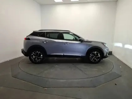 Photo 5 Peugeot 2008  PureTech 130 S&S EAT8