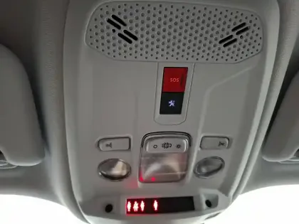 Photo 26 Peugeot 2008 Gén. II Ph1 NG Roadtrip 5