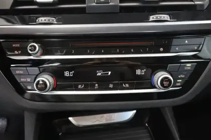 Photo 24 BMW X3  sDrive18d 150ch BVA8