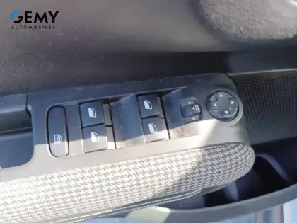 Photo 12 Citroën C3 Aircross  PureTech 110 S&S EAT6