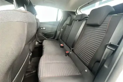 Photo 14 Peugeot 208  Electrique 50 kWh 136ch