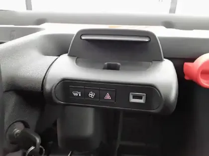 Photo 34 Citroën C-Zéro AMI
