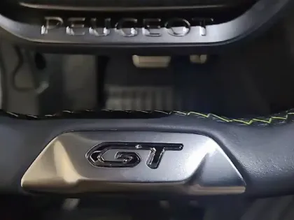 Photo 28 Peugeot 208  Electrique 50 kWh 136ch