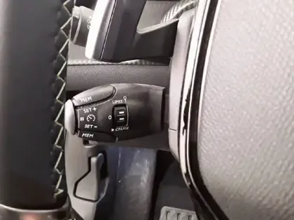 Photo 18 Peugeot 2008 Gén. II Ph2 GT 5