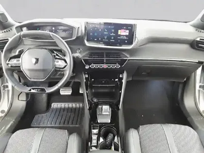 Photo 28 Peugeot 2008  PureTech 130 S&S EAT8