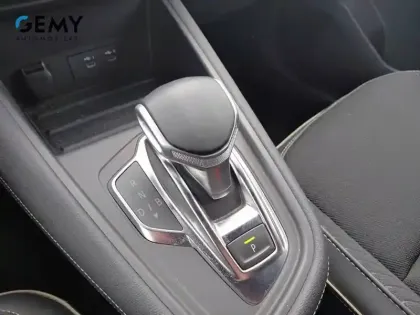 Photo 79 Renault Symbioz  E-Tech full hybrid 145