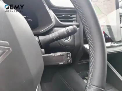 Photo 64 Renault Symbioz  E-Tech full hybrid 145