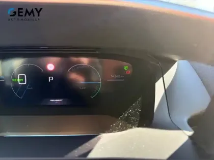 Photo 17 Peugeot 208  Electrique 54 kWh 156ch