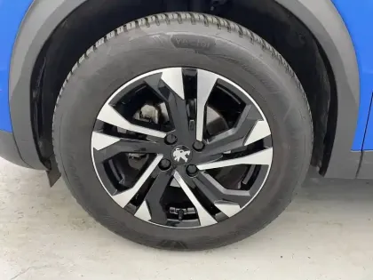 Photo 80 Peugeot 2008  PureTech 130 S&S EAT8