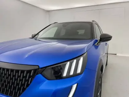 Photo 87 Peugeot 2008  PureTech 130 S&S EAT8