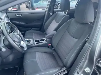 Photo 17 Nissan Leaf  Electrique 62kWh