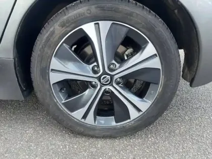 Photo 31 Nissan Leaf  Electrique 62kWh