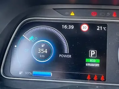 Photo 9 Nissan Leaf  Electrique 62kWh