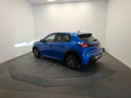 Photo 1 Peugeot 208  Electrique 50 kWh 136ch