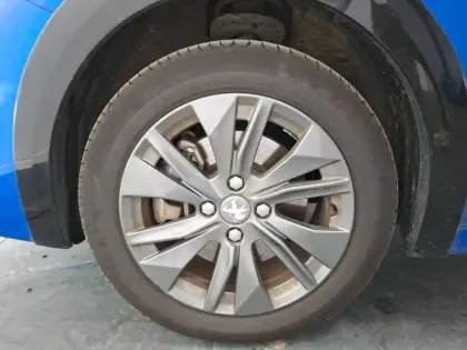 Photo 10 Peugeot 208  Electrique 50 kWh 136ch