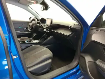 Photo 29 Peugeot 208  Electrique 50 kWh 136ch