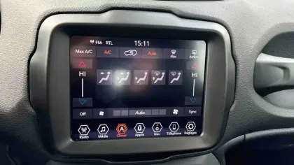 Photo 61 Jeep Renegade  1.5 Turbo T4 130 ch BVR7 e-Hybrid