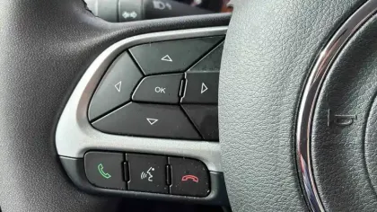 Photo 87 Jeep Renegade  1.5 Turbo T4 130 ch BVR7 e-Hybrid