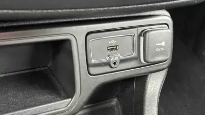 Photo 100 Jeep Renegade  1.5 Turbo T4 130 ch BVR7 e-Hybrid