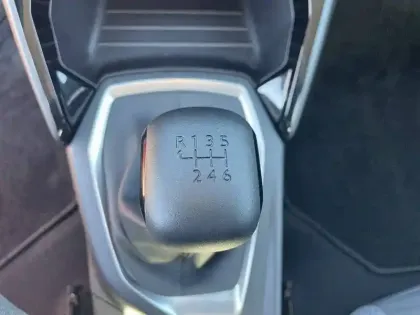 Photo 20 Peugeot 208  PureTech 100 S&S BVM6