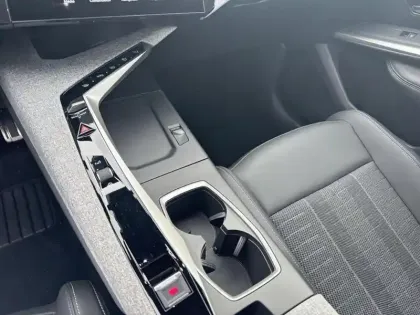 Photo 23 Peugeot 3008 Gén. III Ph1 GT 5