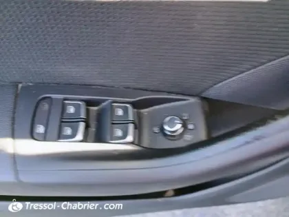 Photo 19 Audi Q3  2.0 TDI 120 ch S line