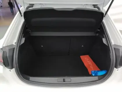 Photo 7 Peugeot 208  PureTech 75 S&S BVM5 Like