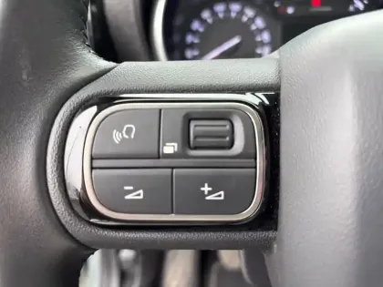 Photo 18 Citroën C3 Aircross  BlueHDi 110 S&S BVM6 Shine