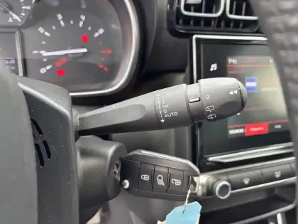 Photo 17 Citroën C3 Aircross  BlueHDi 110 S&S BVM6 Shine