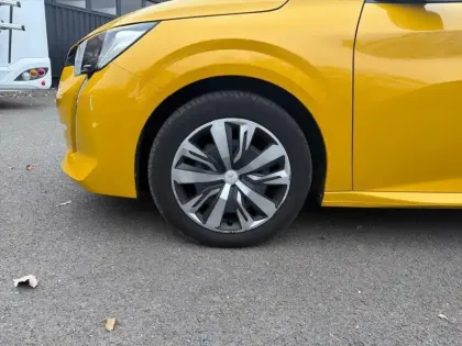 Photo 14 Peugeot 208  PureTech 75 S&S BVM5 Active Pack